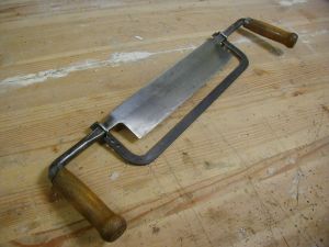 A "mast maker's" draw knife with a thicknessing gauge bar